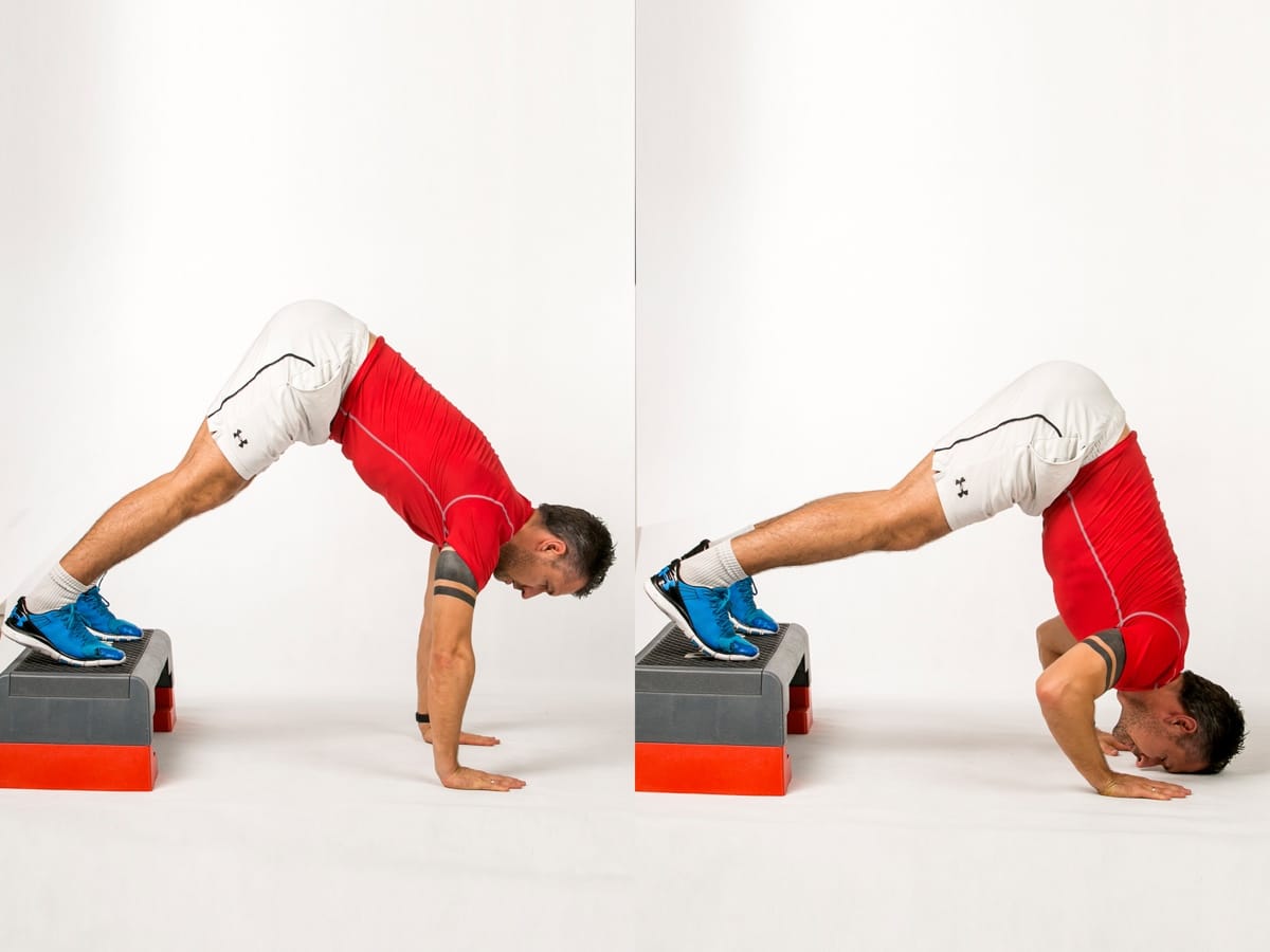 Pike Walk Shoulder Push-up